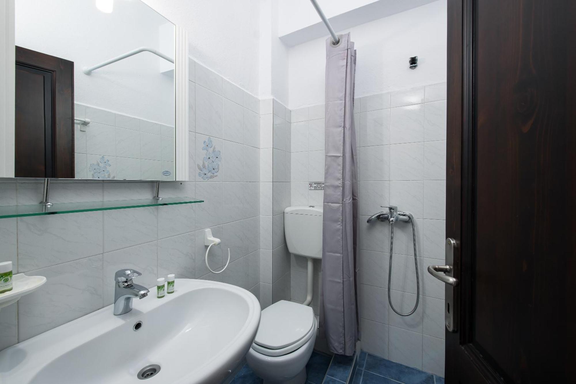 Kentrikon Rooms Limenaria  Exterior foto